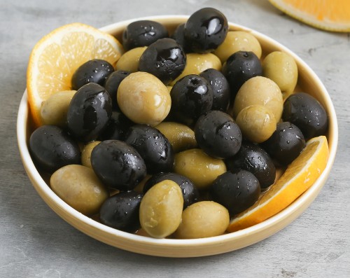 Оливки и маслины