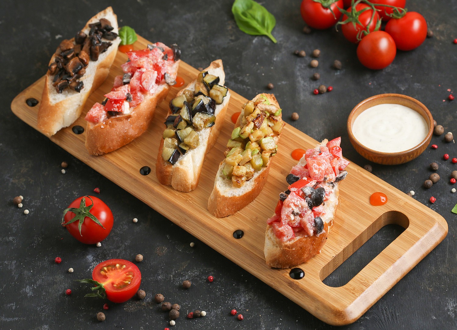 Брускетта микс